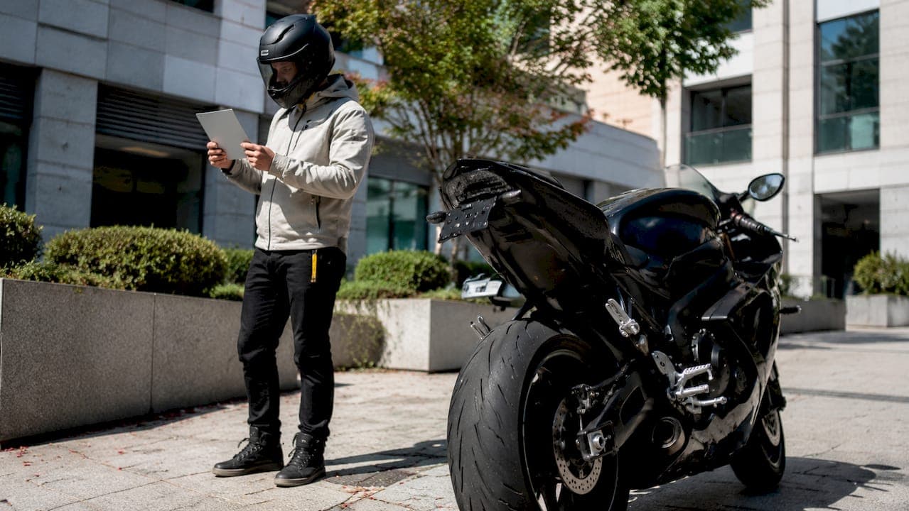 What are square motorcycle plates? Your 2026 guide